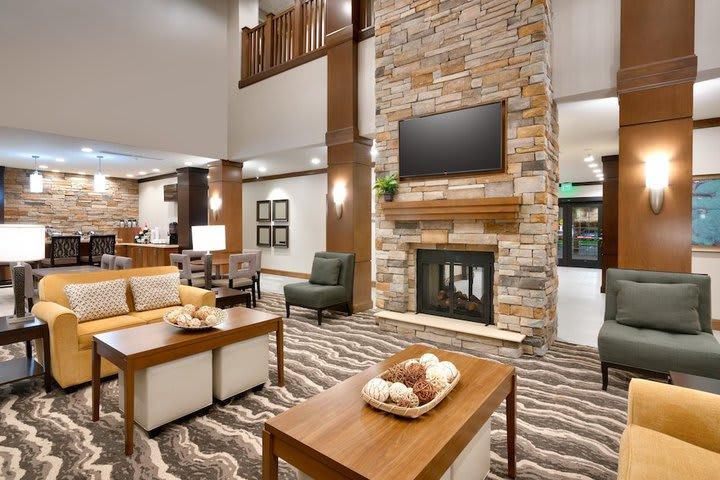 Staybridge Suites - Gainesville I-75 By Ihg Exterior foto